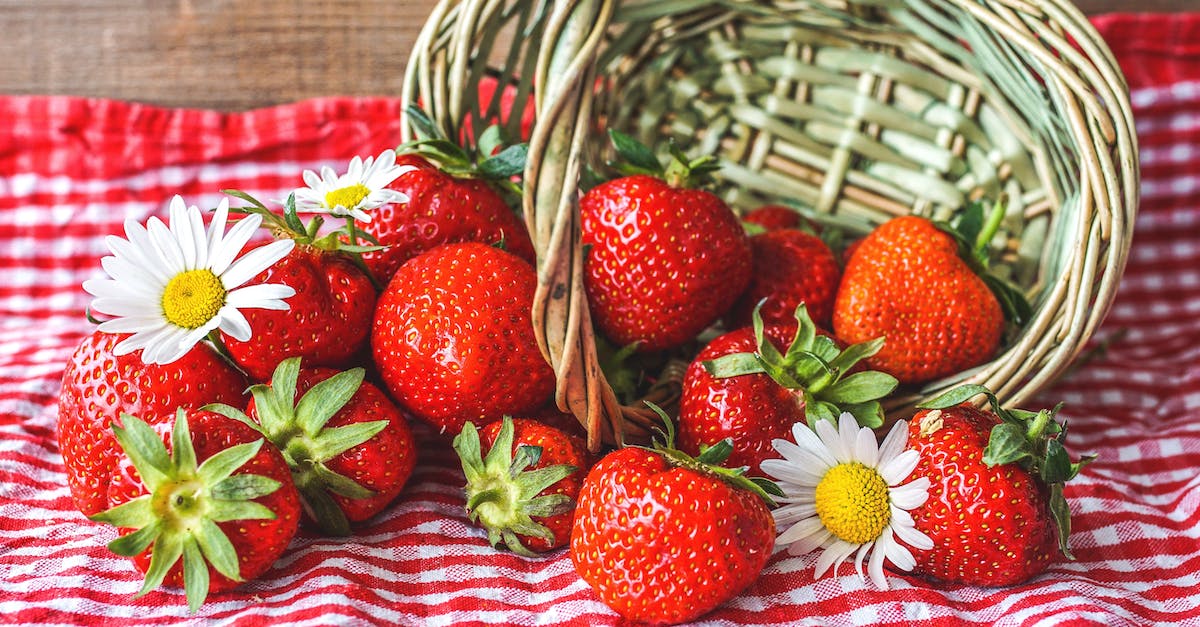 Strawberries on Fire: Unveiling the Mystery of Red Strawberry Leaves