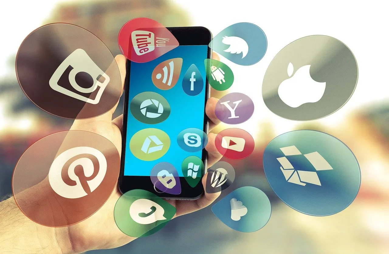 The Revolutionary Role of Social Media Marketing in Amplifying Brand Visibility